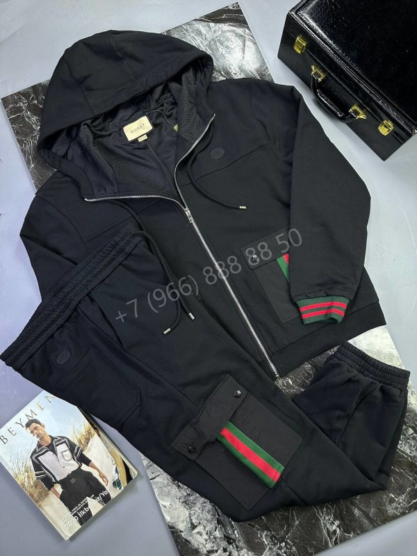 Спортивный костюм Gucci