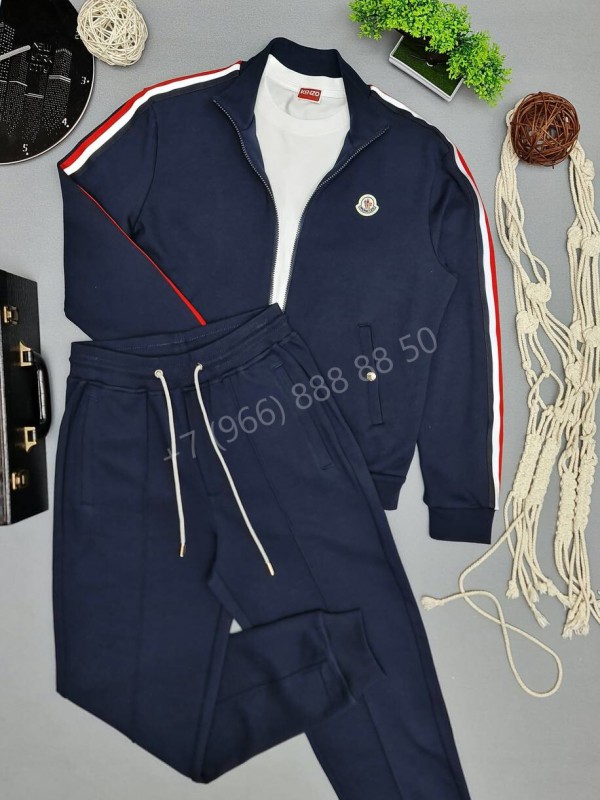 Спортивный костюм Moncler