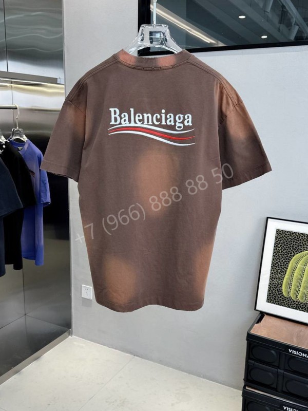 Футболка Balenciaga