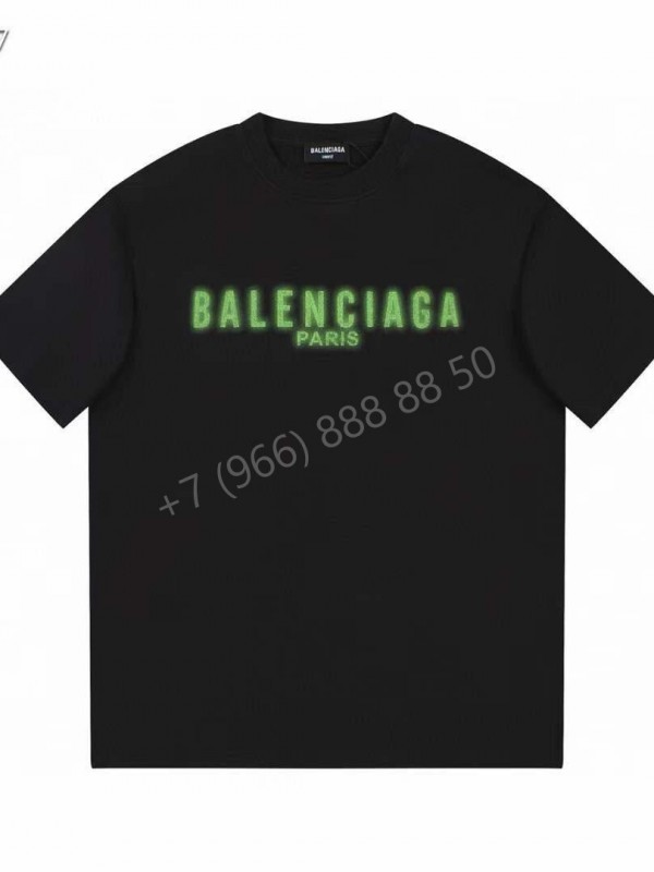 Футболка Balenciaga