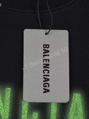 Футболка Balenciaga
