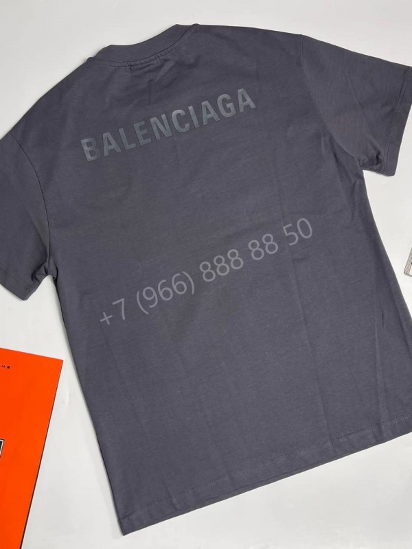 Футболка Balenciaga