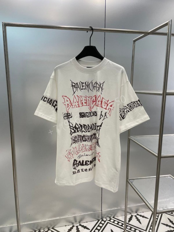 Футболка Balenciaga