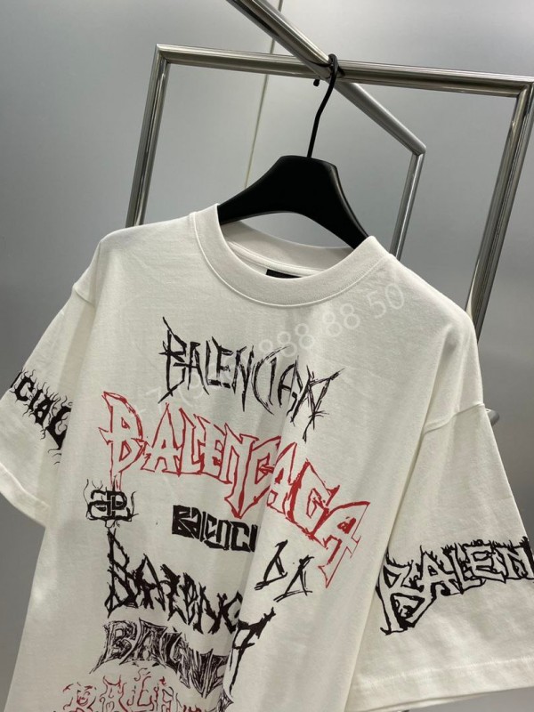 Футболка Balenciaga