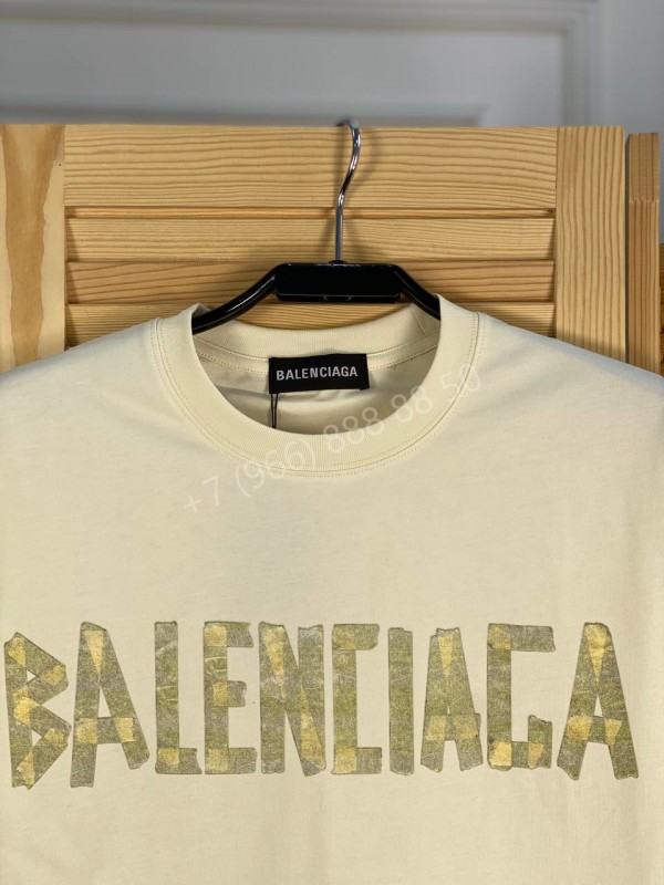 Футболка Balenciaga