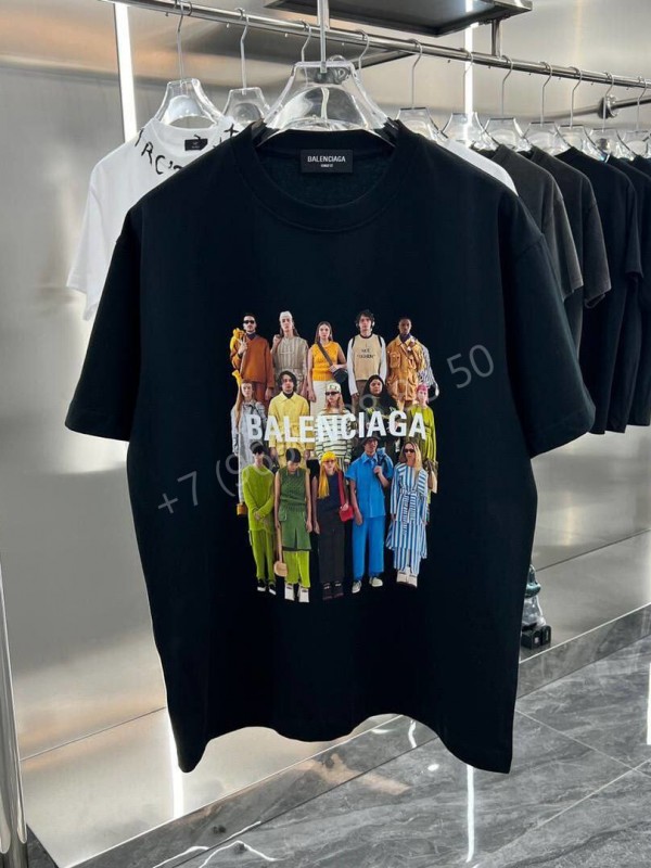 Футболка Balenciaga