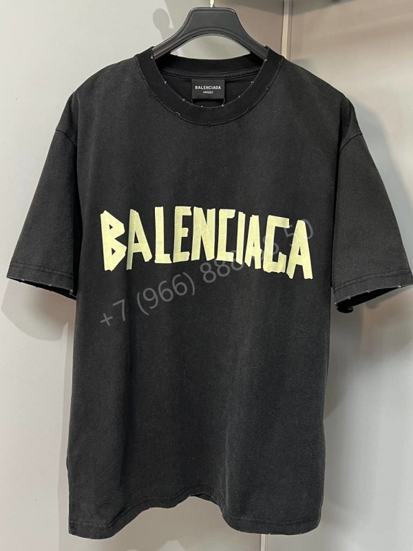 Футболка Balenciaga