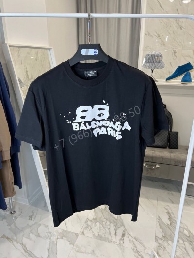 Футболка Balenciaga