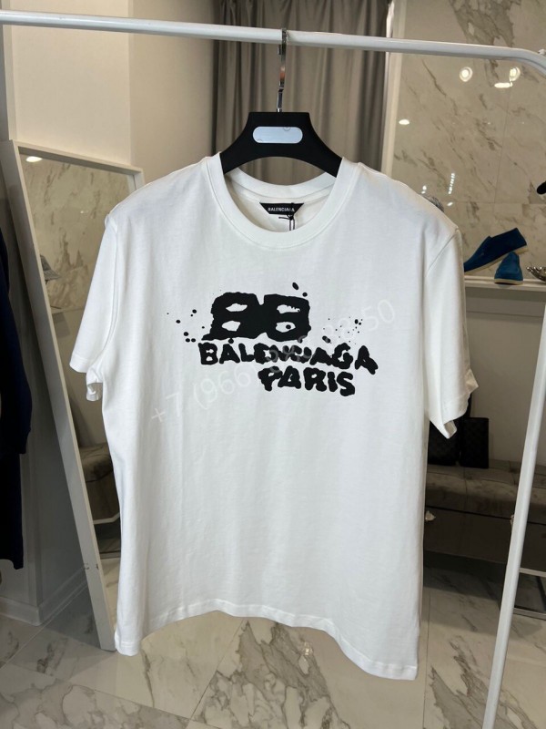 Футболка Balenciaga