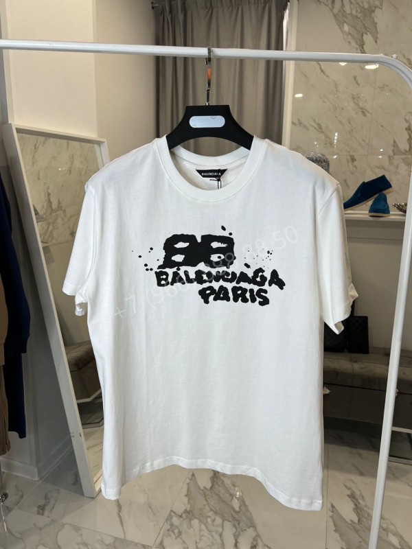 Футболка Balenciaga