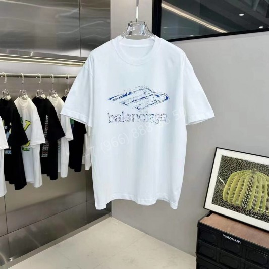 Футболка Balenciaga