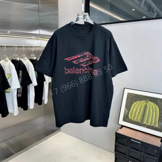 Футболка Balenciaga