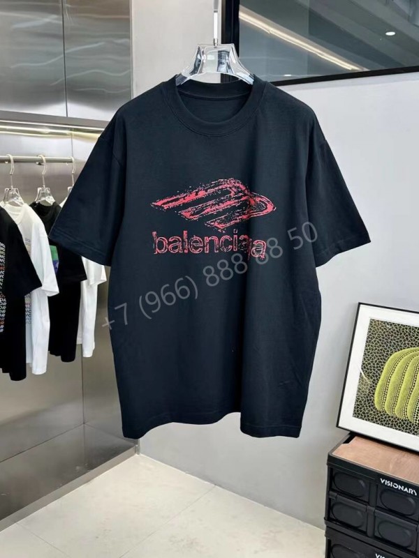 Футболка Balenciaga