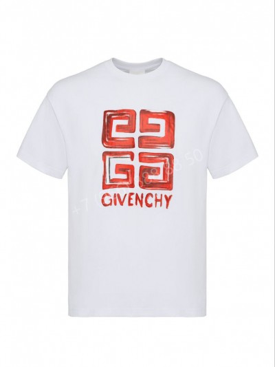 Футболка Givenchy