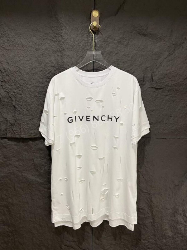 Футболка Givenchy