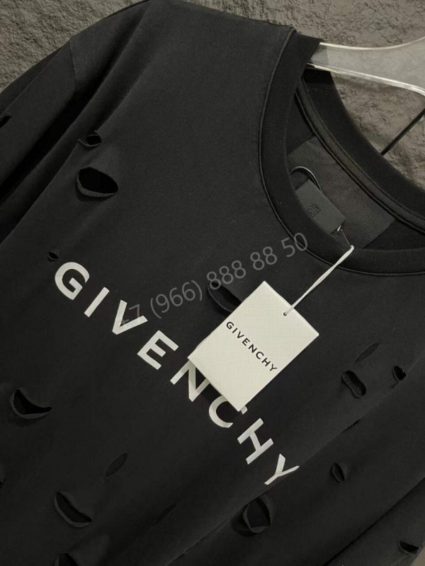 Футболка Givenchy