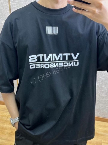 Футболка Vetements