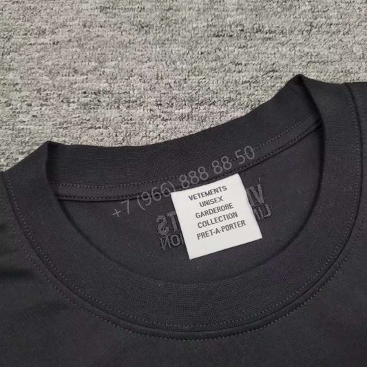 Футболка Vetements