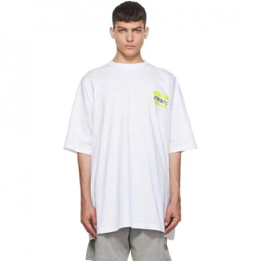 Футболка Vetements