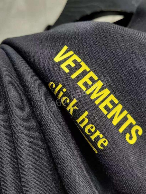 Футболка Vetements