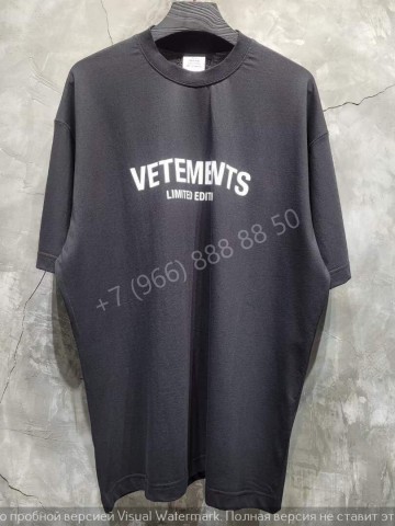 Футболка Vetements