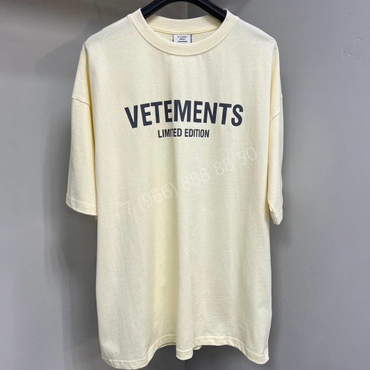 Футболка Vetements