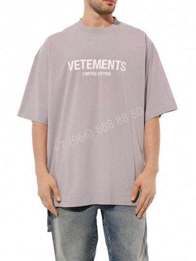 Футболка Vetements