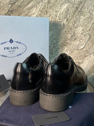 Туфли Prada