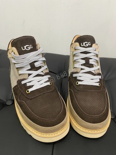 Ботинки UGG