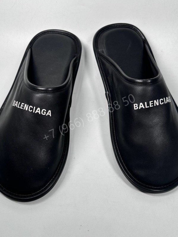 Шлепанцы Balenciaga