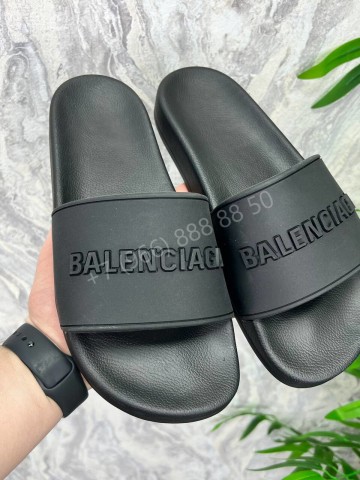 Шлепанцы Balenciaga