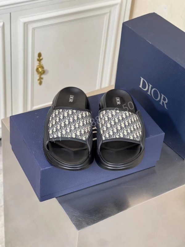 Шлепанцы Dior