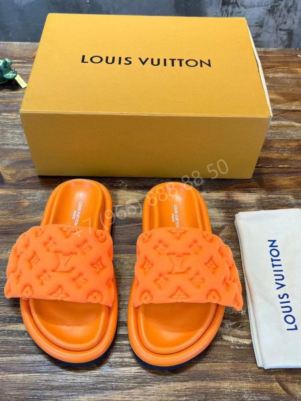 Шлепанцы Louis Vuitton