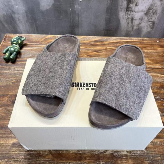 Шлепки Birkenstock