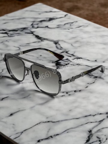 Солнцезащитные очки Chrome Hearts
